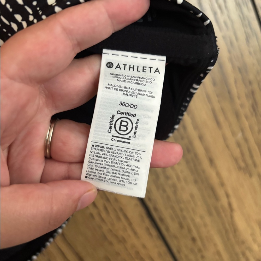 Athleta Black and White Dotted Stripe Cropped Tank - Picture 5 of 6